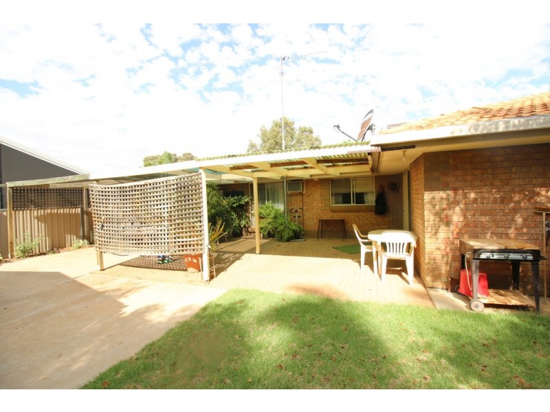 6 Najar Crescent, Berri SA 5343