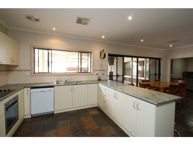 20 Bruce Road, Barmera SA 5345