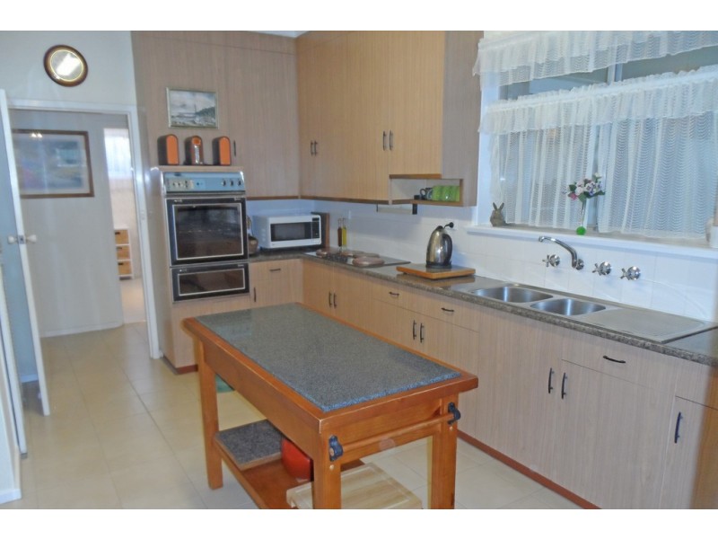 15 Nineteenth Street, Renmark SA 5341