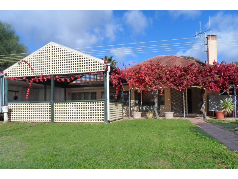 26 Seventeenth Street, Renmark SA 5341