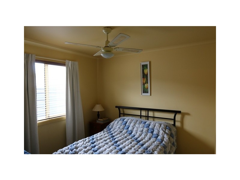 24 Helbig Drive, Blanchetown SA 5357