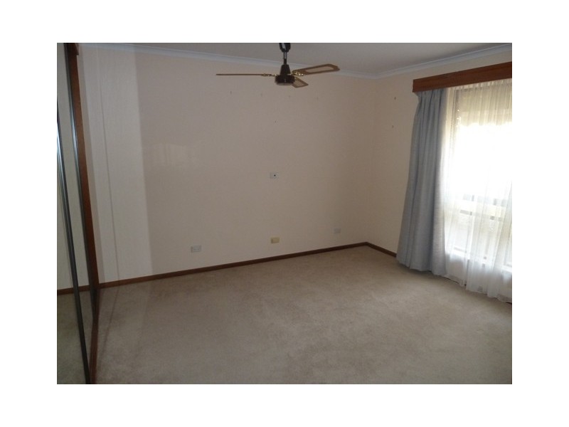 13 Spriggs Street, Berri SA 5343