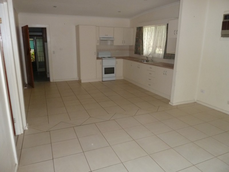 61 Tenth St, Renmark SA 5341