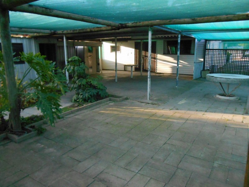 61 Tenth St, Renmark SA 5341
