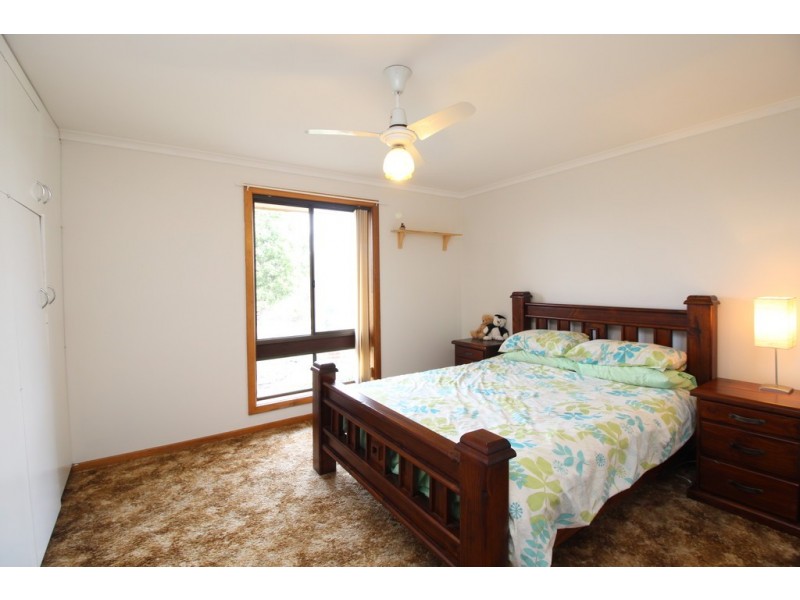 158 Newton Road, Loxton SA 5333