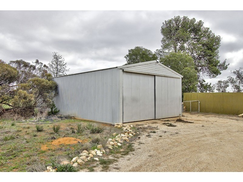 158 Newton Road, Loxton SA 5333