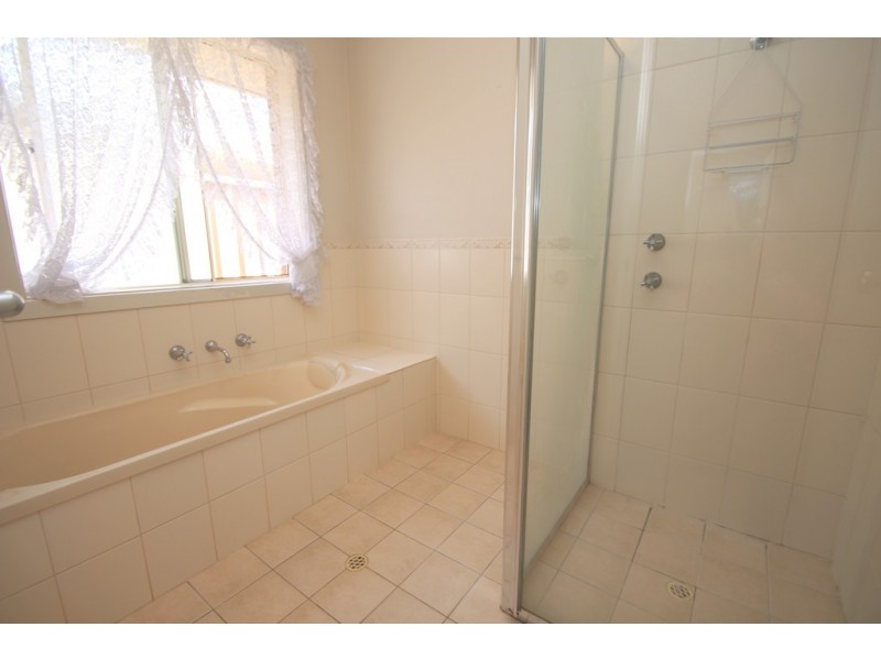 8 Eckermann Close, Paringa SA 5340