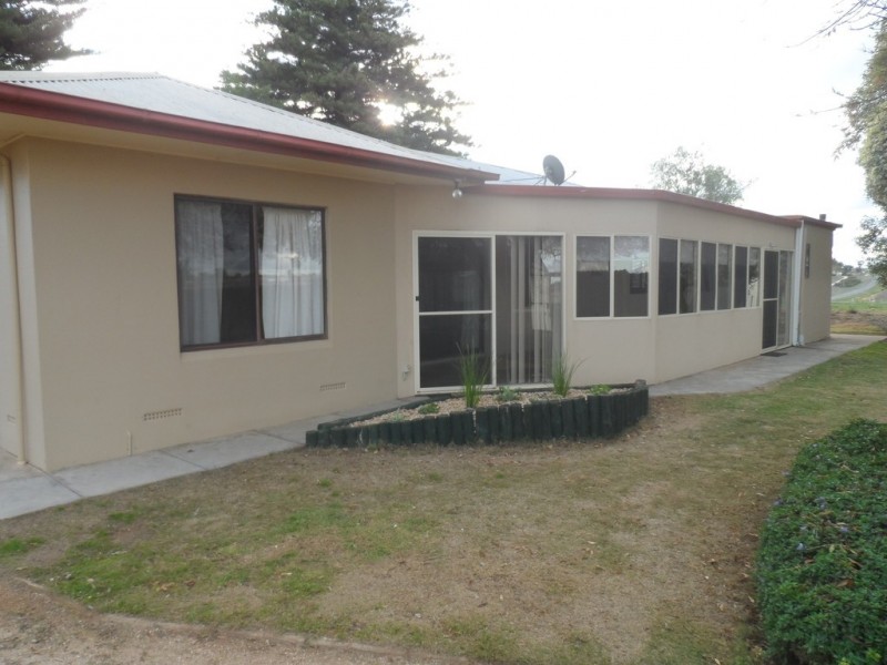 408 Balfour Ogilvy Avenue, Loxton SA 5333