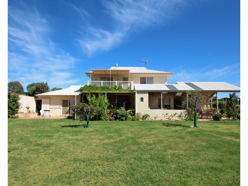 175 Chowilla Street, Renmark SA 5341