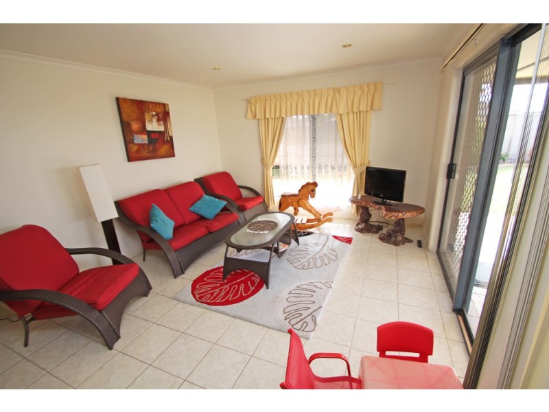 4 Walter Court, Paringa SA 5340