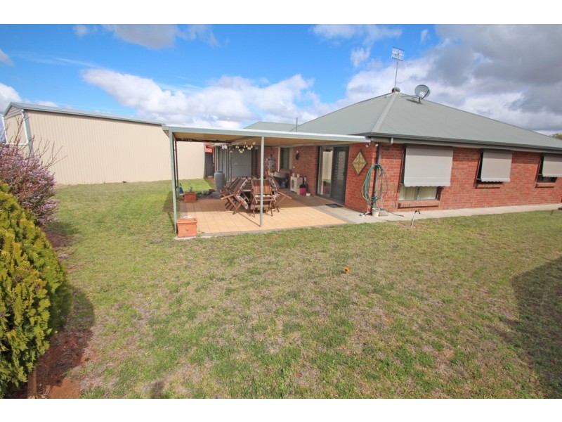 4 Walter Court, Paringa SA 5340