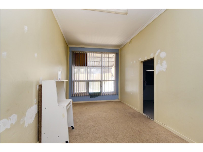 294 Alamein Avenue, Loxton SA 5333