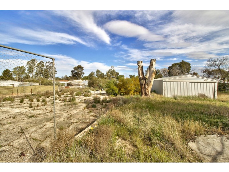 294 Alamein Avenue, Loxton SA 5333
