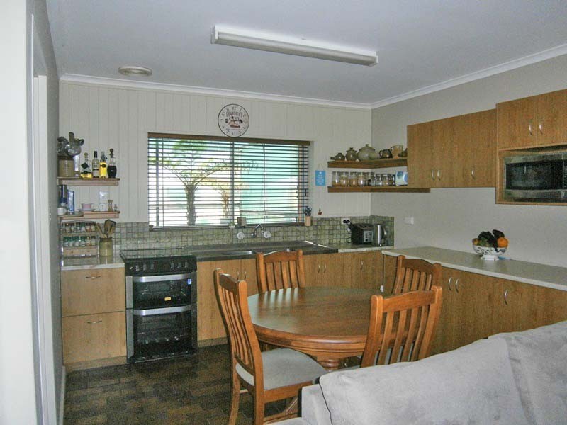 10 Sixth Street, Morgan SA 5320