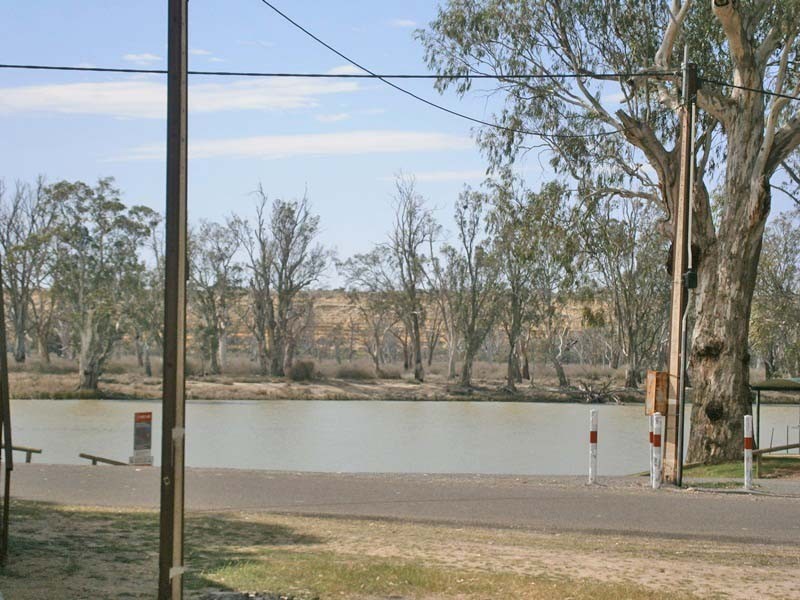 49 Armstrong Street, Blanchetown SA 5357
