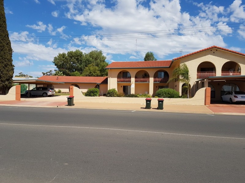 7 ,8 and 9 – 86 Nookamka Terrace, Barmera SA 5345