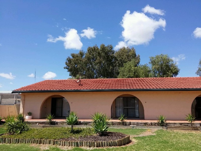 7 ,8 and 9 – 86 Nookamka Terrace, Barmera SA 5345