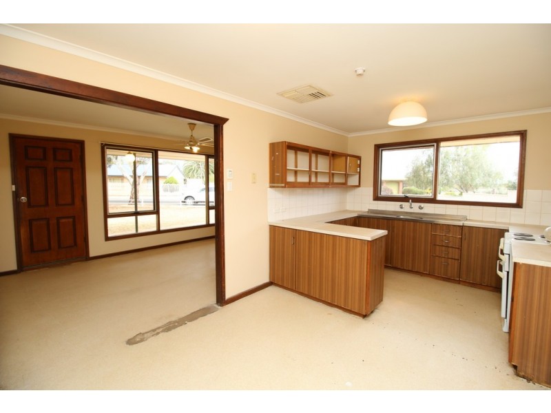 4 Hardwick Street, Barmera SA 5345