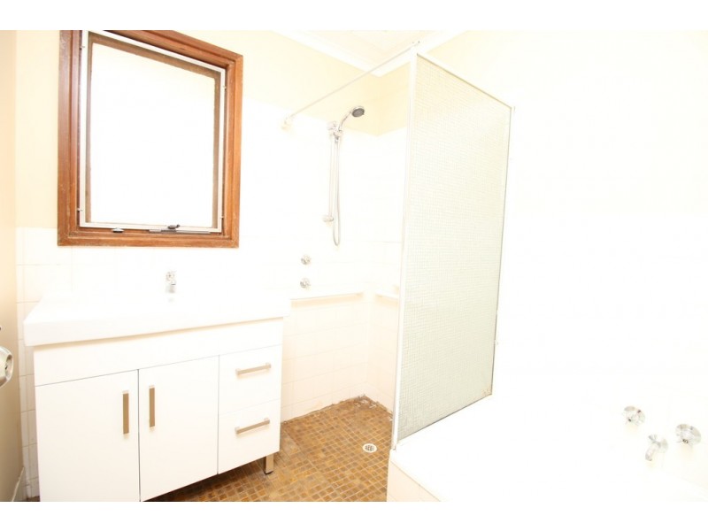 4 Hardwick Street, Barmera SA 5345