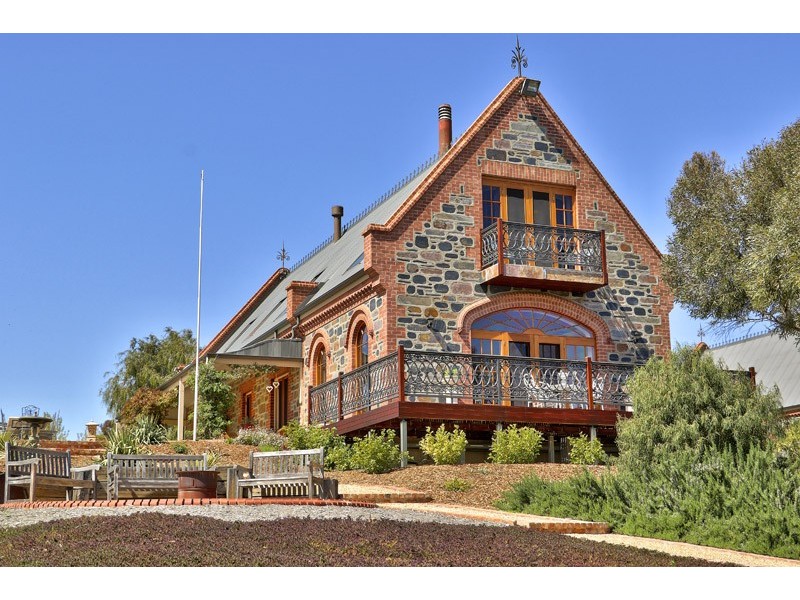 15499 Sturt Highway, Wigley Flat SA 5357