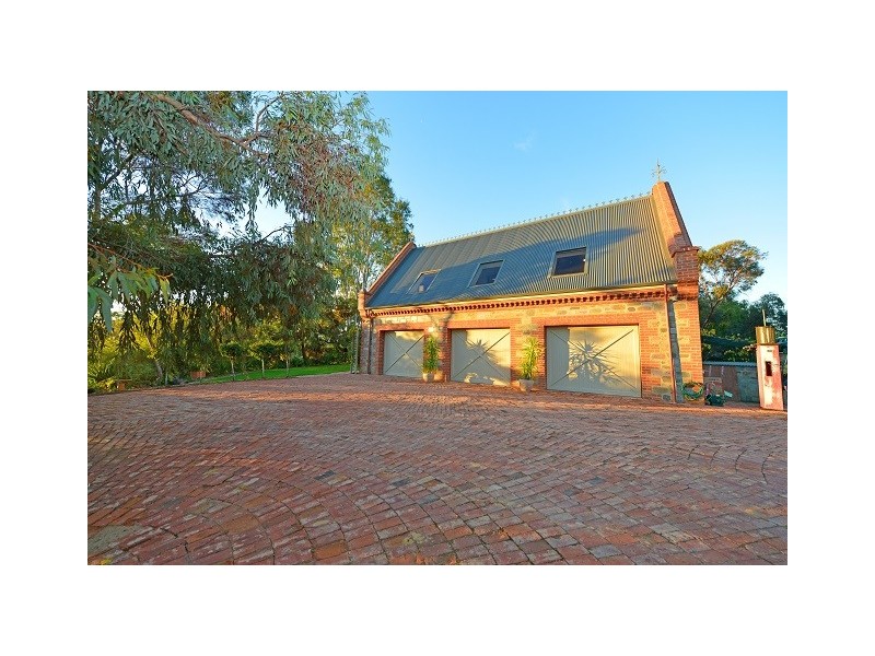 15499 Sturt Highway, Wigley Flat SA 5357