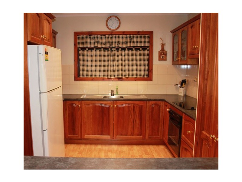 13 Harden Street, Waikerie SA 5330