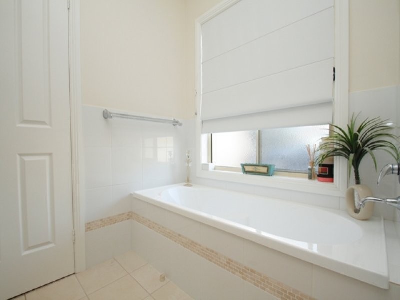 12A First Street, Loxton SA 5333