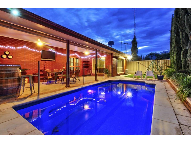 12A First Street, Loxton SA 5333