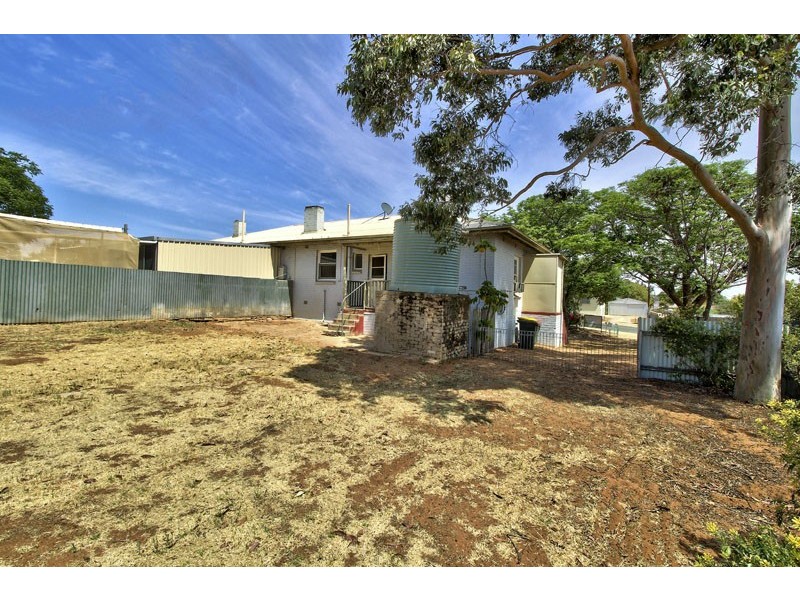 67 Coral Street, Loxton SA 5333