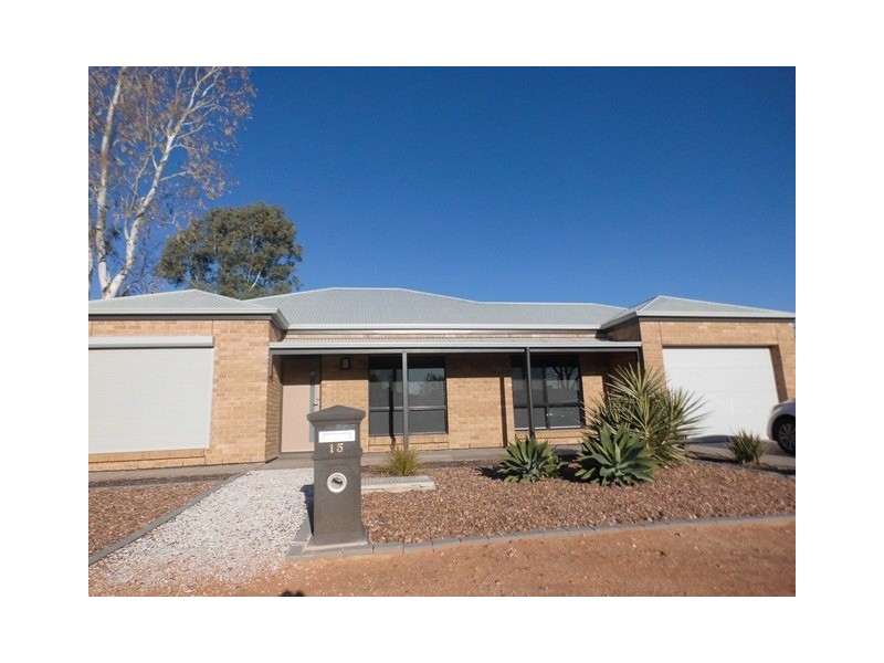 15 Hopkins Street, Renmark SA 5341