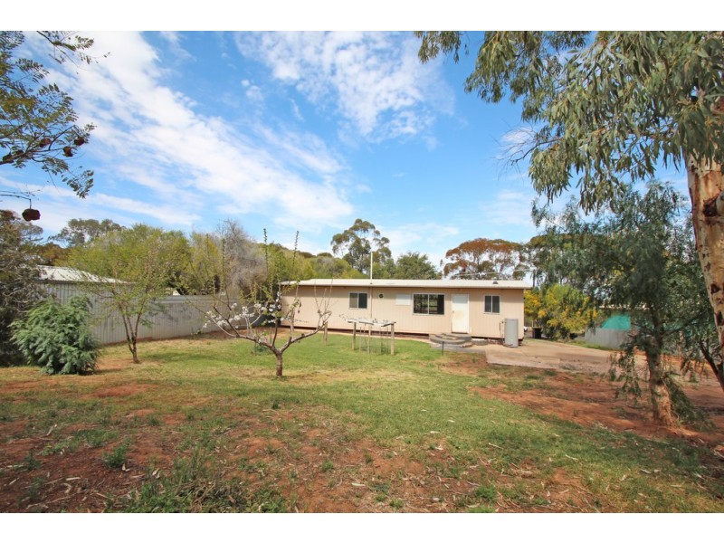 41 Railway Terrace, Paringa SA 5340