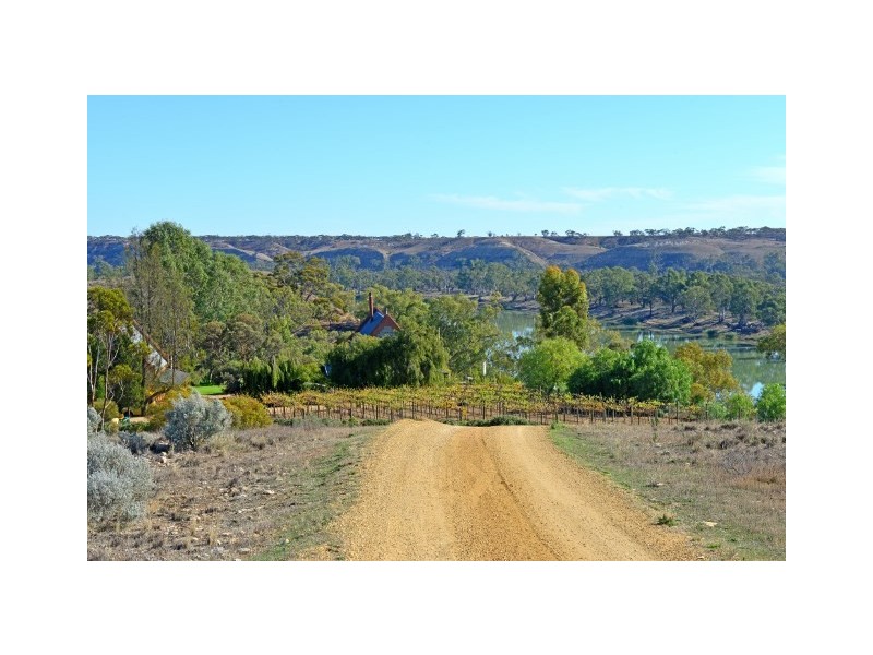 15499 Sturt Highway, Kingston On Murray SA 5331