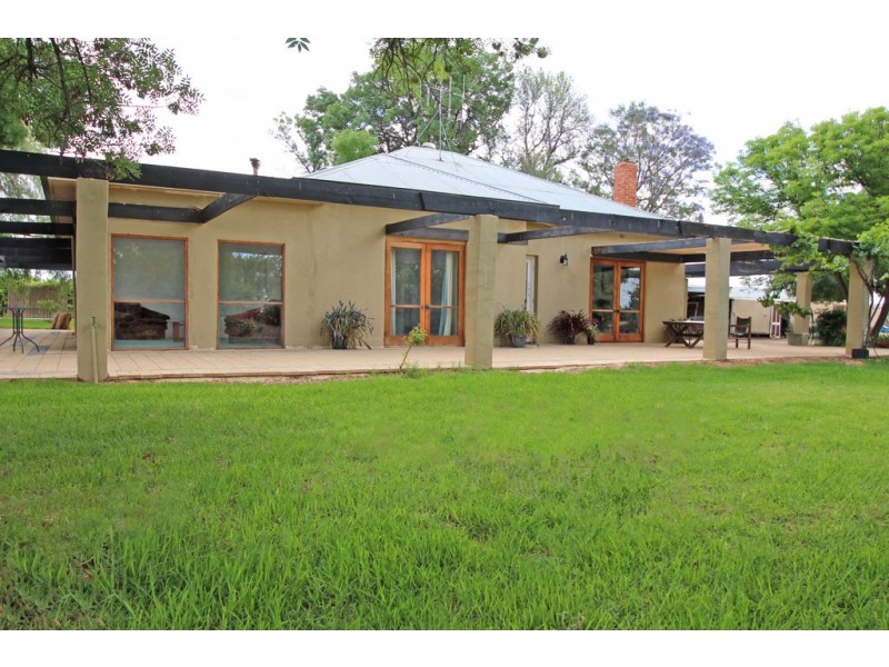 566 Bookmark Avenue, Renmark SA 5341