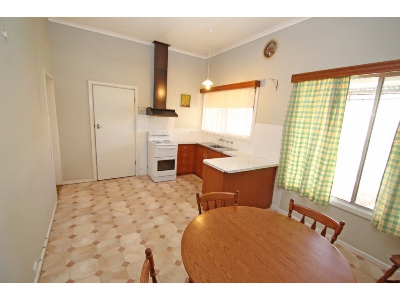 1 Sixteenth Street, Renmark SA 5341