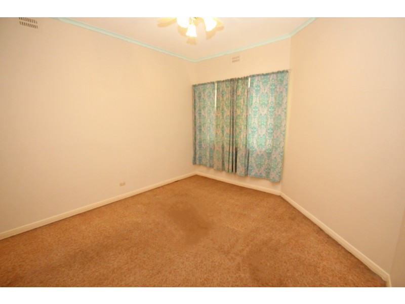 1 Sixteenth Street, Renmark SA 5341