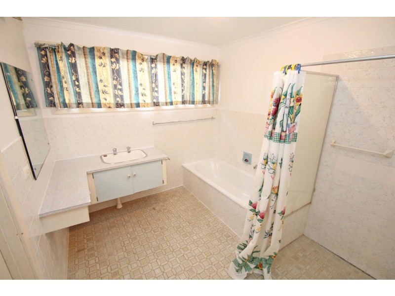 1 Sixteenth Street, Renmark SA 5341