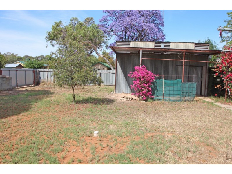 1 Sixteenth Street, Renmark SA 5341