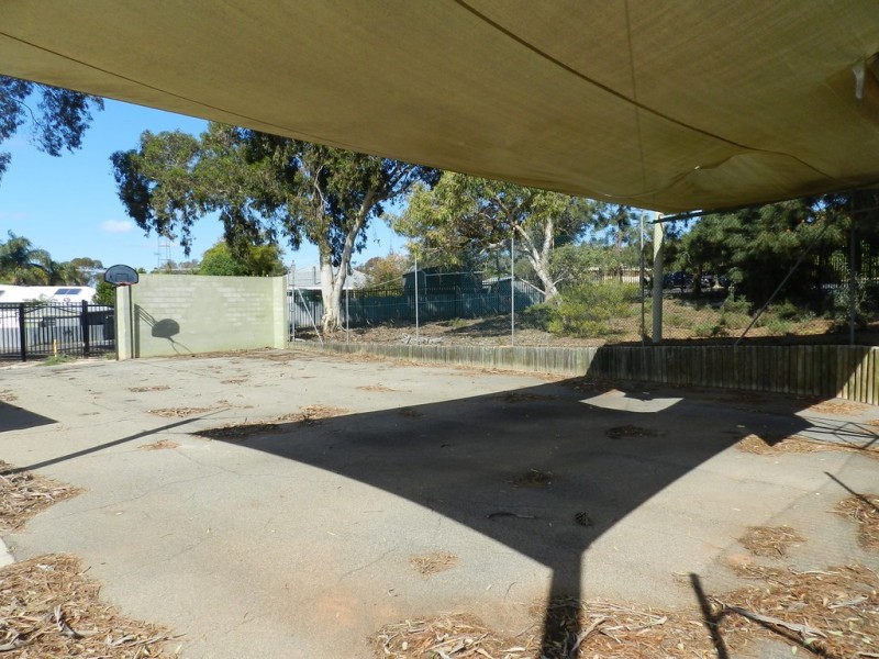 5 Loader Street, Berri SA 5343