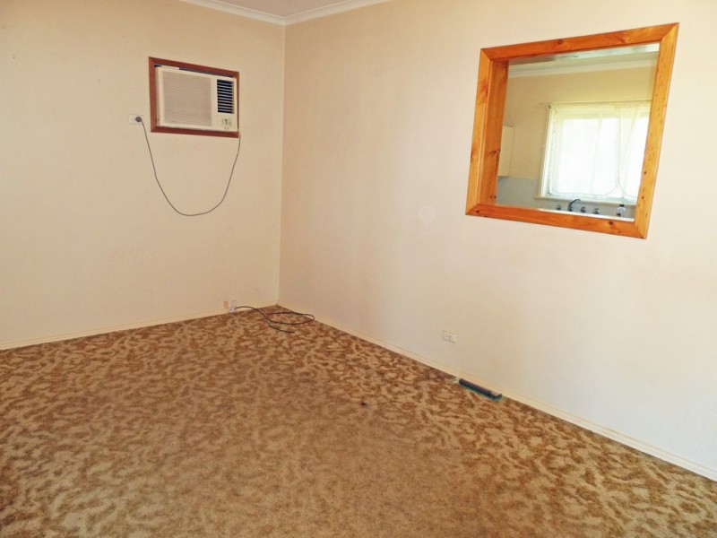29 Colin Street, Loxton SA 5333