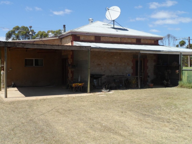 34 Railway Terrace, Paruna SA 5311