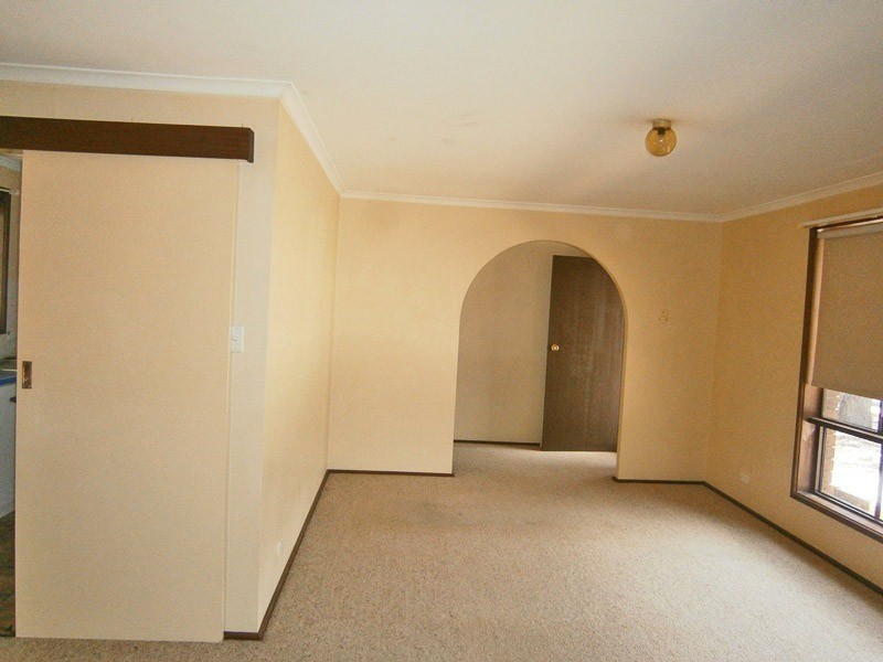 11 Burns Street, Waikerie SA 5330