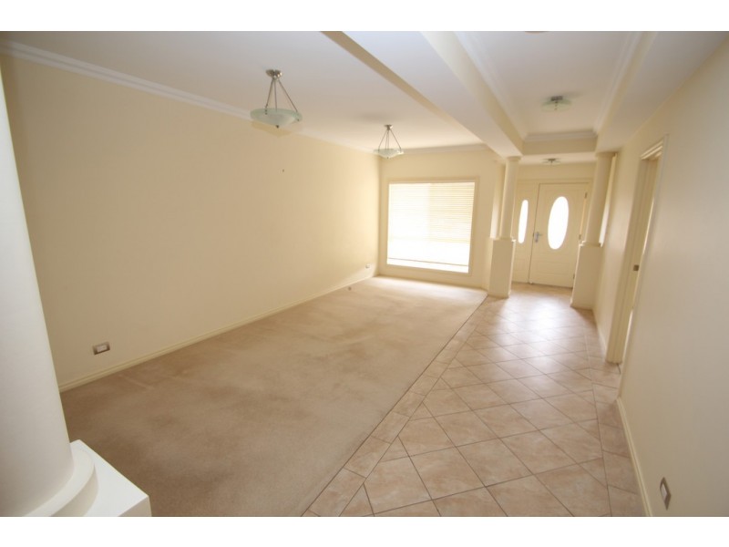 35 Ian Showell Drive, Renmark SA 5341