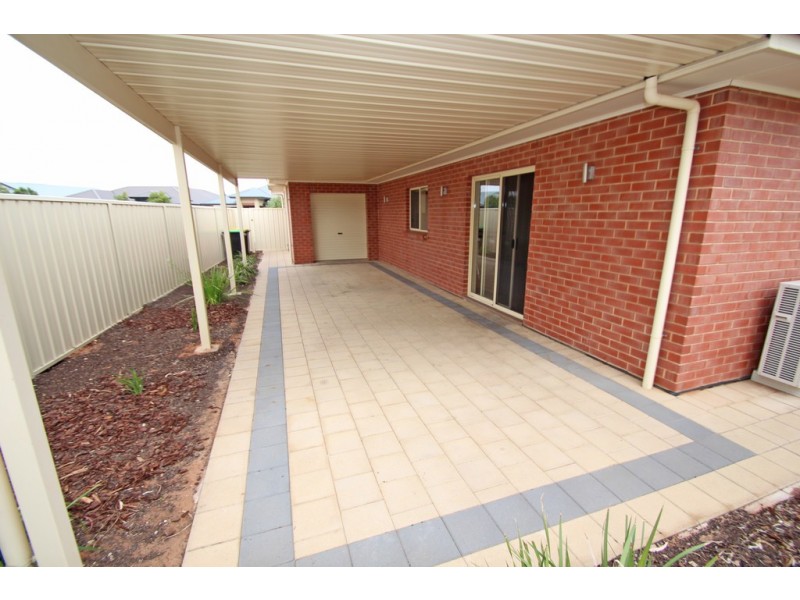 35 Ian Showell Drive, Renmark SA 5341