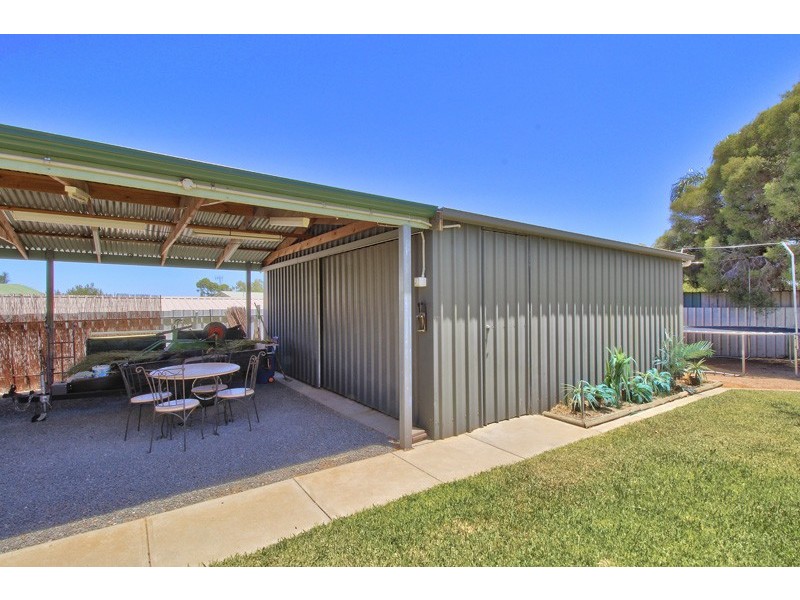 7 Middleton Avenue, Paringa SA 5340