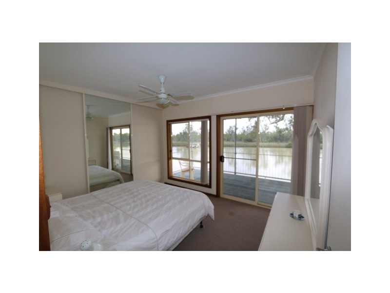 30 Brenda Park Shack Road, Morgan SA 5320