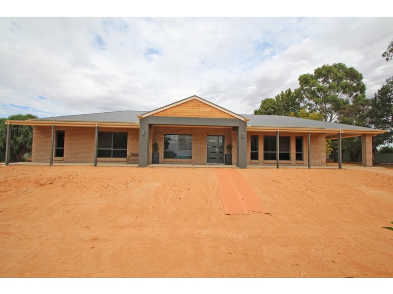 201 Old Cooltong Avenue, Cooltong SA 5341