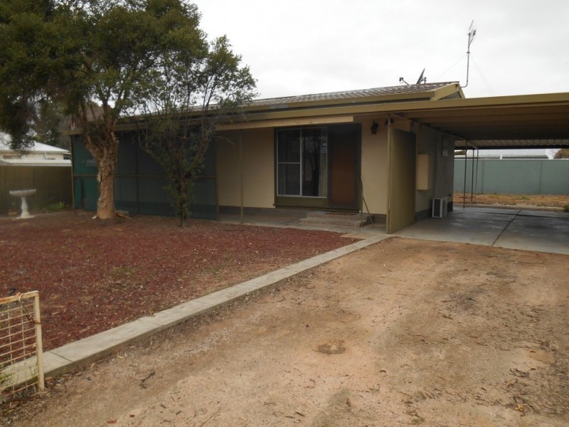 109 Thurk St, Renmark SA 5341