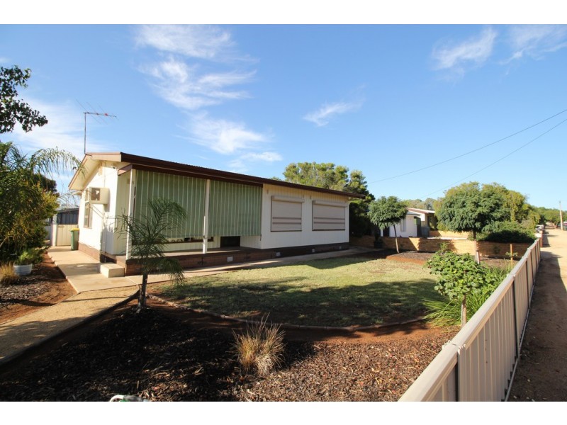 5 Eringa Avenue, Loxton SA 5333