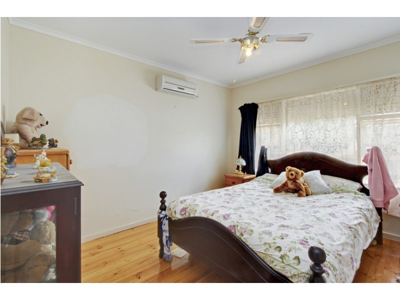 5 Eringa Avenue, Loxton SA 5333