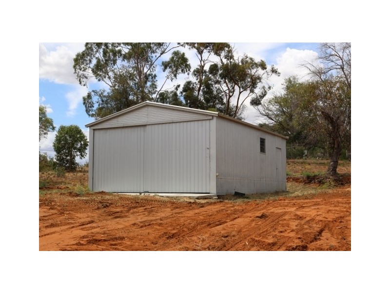 5 Loffler Road, Waikerie SA 5330